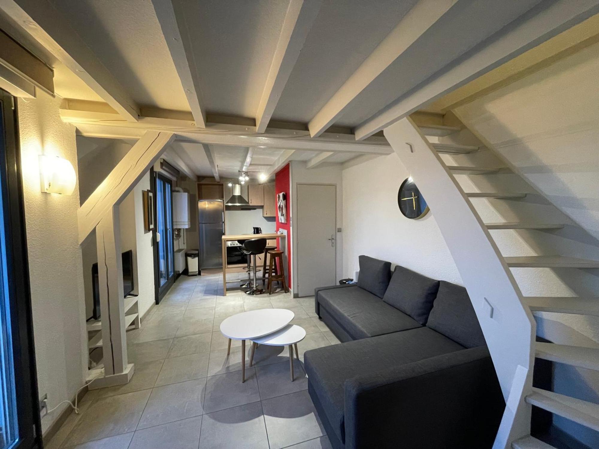 Fathala - Appartement Lumineux En Dernier Etage - Face A La Gare Routiere Sarrebourg Exterior foto